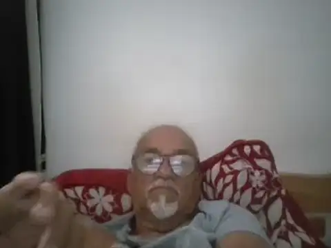 Snapshot of Patyman chatting on 04-23-26, 10:11 Patyman online show from 04-23-26, 10:11