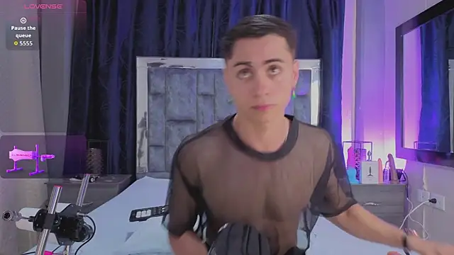 LeoMonnroe online show from 04-05-26, 02:24