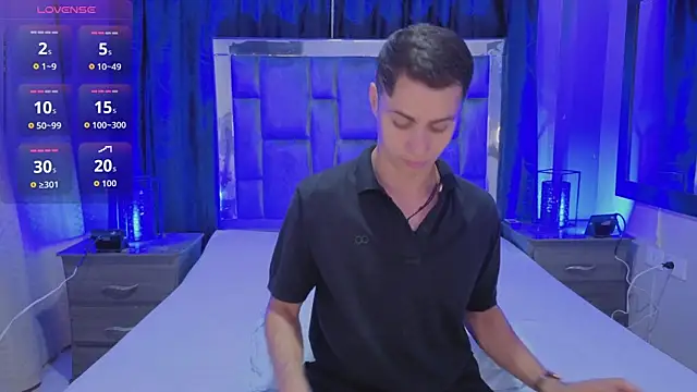 LeoMonnroe online show from 04-03-26, 05:08