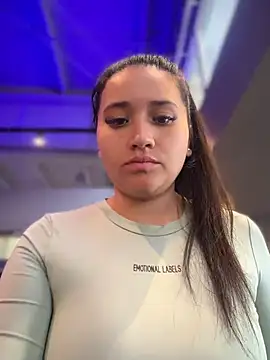 Veronica Wins  online show from 06-29-26, 02:50