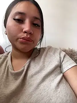 Veronica Wins  online show from 03-06-26, 07:31