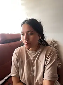 Veronica Wins  online show from 03-05-26, 06:59