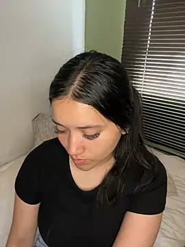 Veronica Wins  online show from 03-24-26, 09:15