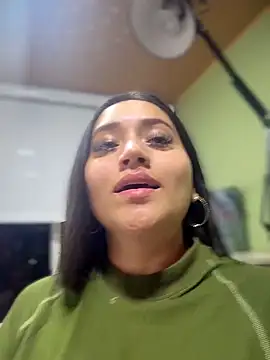 Veronica Wins  online show from 06-18-26, 01:15