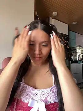 Veronica Wins  online show from 03-23-26, 05:57