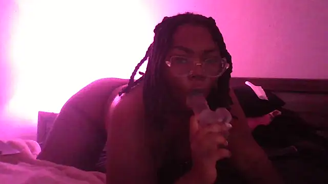 Snapshot of Kokohayes chatting on 02-23-26, 08:20 Kokohayes online show from 02-23-26, 08:20