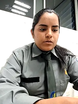 Snapshot of Isabel_3 chatting on 02-25-26, 02:12 Isabel 3 online show from 02-25-26, 02:12