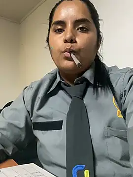 Snapshot of Isabel_3 chatting on 02-05-26, 01:56 Isabel 3 online show from 02-05-26, 01:56