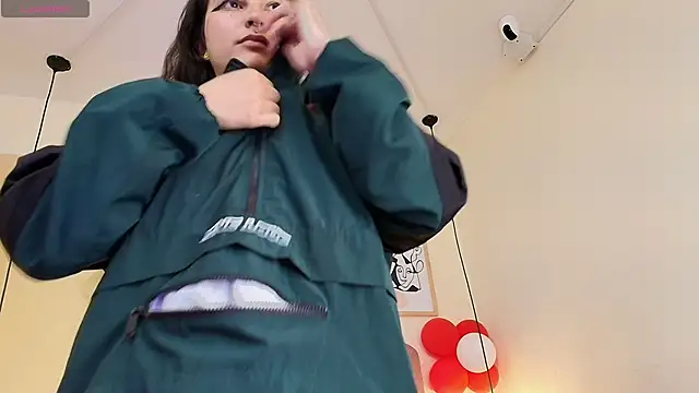 Hanabie  online show from 02-24-26, 03:18