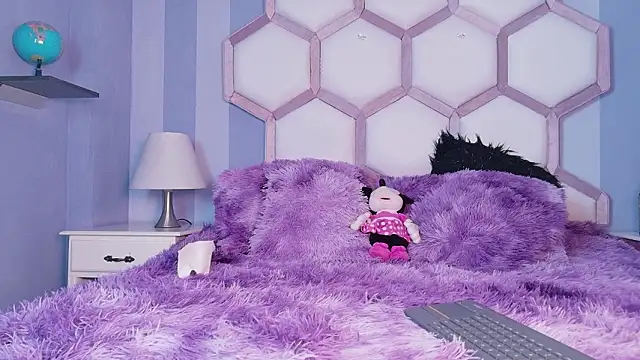 yvi taylor online show from 02-04-26, 12:55