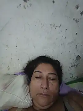 Snapshot of PatriciaGrajales chatting on 06-09-26, 01:23 PatriciaGrajales online show from 06-09-26, 01:23