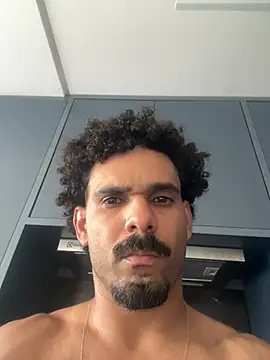 Snapshot of Gustavo17model chatting on 01-08-26, 07:31 Gustavo17model online show from 01-08-26, 07:31