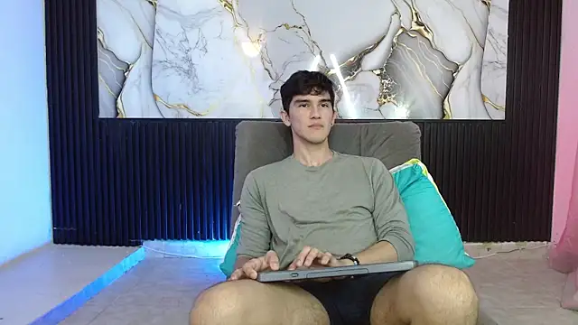 Snapshot of dav_veed chatting on 01-14-26, 12:42 dav veed online show from 01-14-26, 12:42