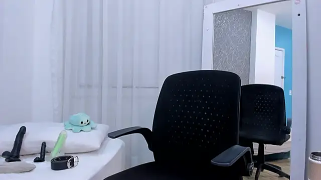 ViictoriiaSaenz online show from 03-30-26, 04:58