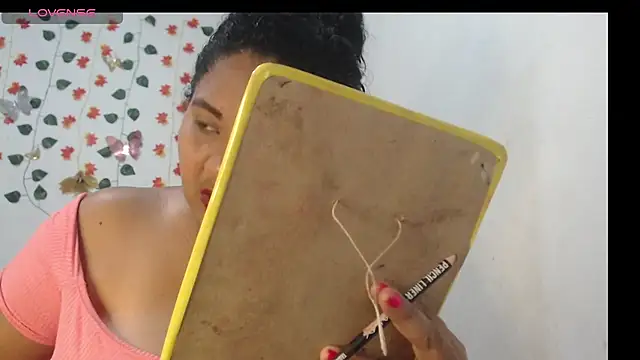 Snapshot of Karla_Rodriguez0 chatting on 05-25-26, 04:49 Karla Rodriguez0 online show from 05-25-26, 04:49