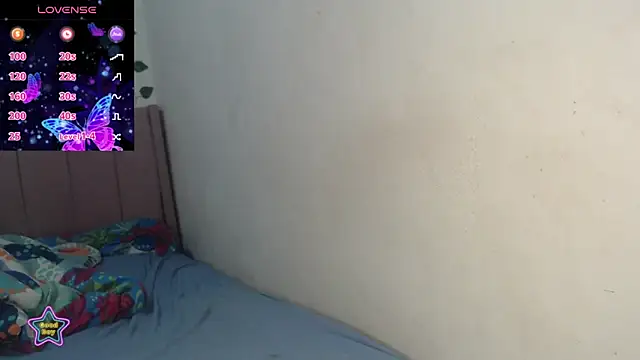 Snapshot of Karla_Rodriguez0 chatting on 02-11-26, 02:39 Karla Rodriguez0 online show from 02-11-26, 02:39