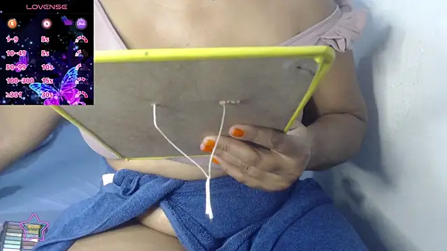 Snapshot of Karla_Rodriguez0 chatting on 02-07-26, 10:23 Karla Rodriguez0 online show from 02-07-26, 10:23