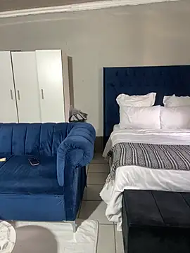 CreamyCupCake 96 online show from 04-10-26, 10:55