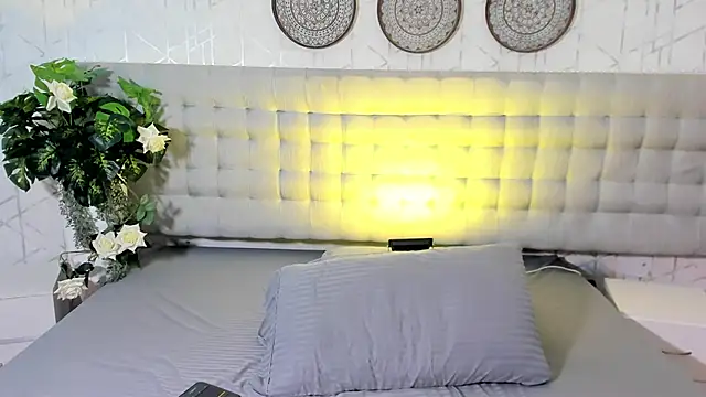 AlexiiaBrown online show from 04-01-26, 09:56