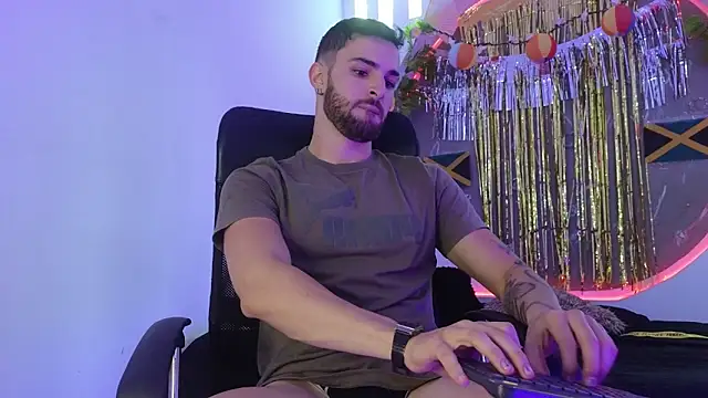 Apolo lux1 online show from 04-11-26, 07:39