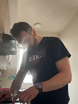 Snapshot of Baphomet212341 chatting on 02-14-26, 03:45 Baphomet212341 online show from 02-14-26, 03:45