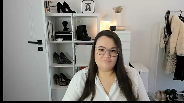 HollyDanceSoul online show from 02-28-26, 08:14