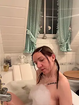 Marina und Jayden online show from 04-19-26, 09:17