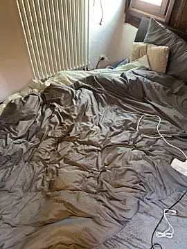 Snapshot of midnight_ballerina_ chatting on 02-01-26, 02:15 midnight ballerina online show from 02-01-26, 02:15