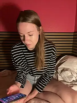 midnight ballerina  online show from 07-18-26, 08:17