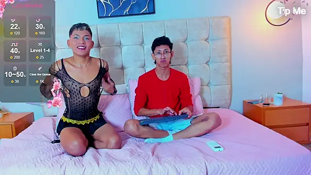 Snapshot of twink_royale18 chatting on 01-12-26, 05:53 twink royale18 online show from 01-12-26, 05:53