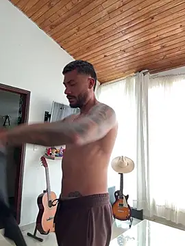 FrancoRossi  online show from 02-02-26, 06:29