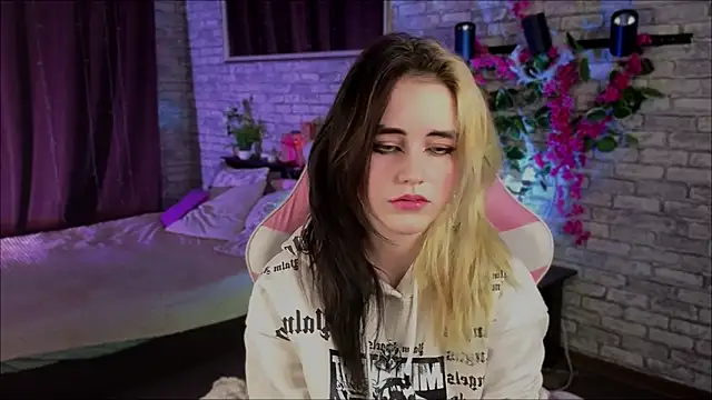 RubyMyst online show from 01-10-26, 08:26