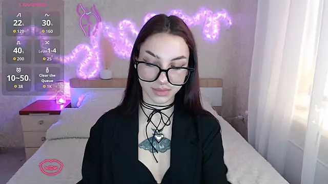 TianaHot777 online show from 02-12-26, 12:38