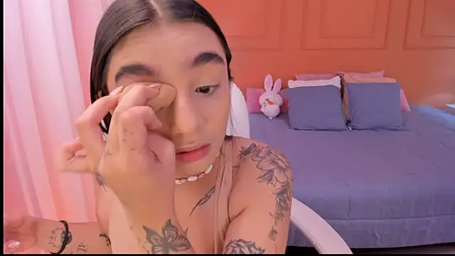 Abriil cutee online show from 06-19-26, 02:34
