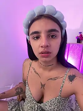 Abriil cutee online show from 06-25-26, 12:21