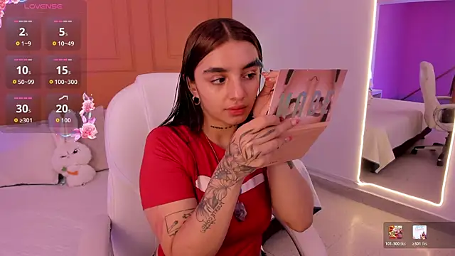 Abriil cutee online show from 07-23-26, 02:46