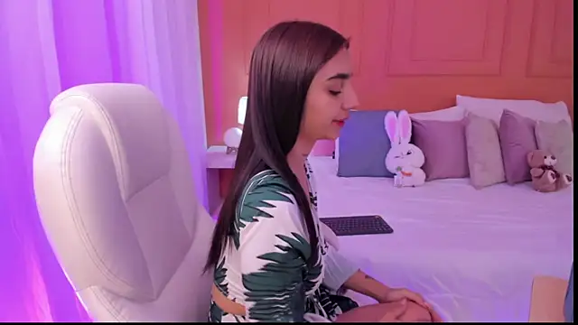 Abriil cutee online show from 07-08-26, 02:40