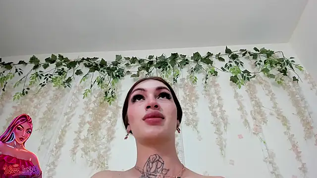 lizz lunna online show from 06-17-26, 08:19