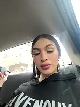 lizz lunna online show from 04-16-26, 07:47