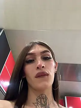 Snapshot of lizz_lunna chatting on 04-19-26, 08:37 lizz lunna online show from 04-19-26, 08:37