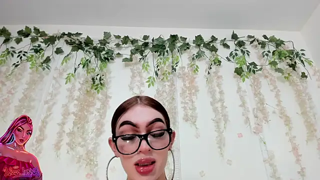 Snapshot of lizz_lunna chatting on 05-28-26, 08:59 lizz lunna online show from 05-28-26, 08:59