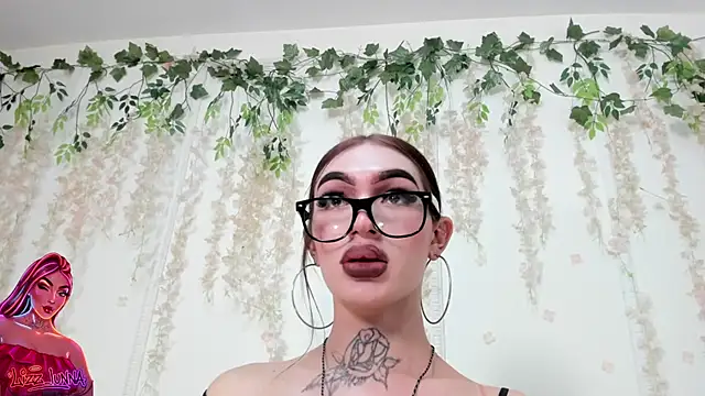Snapshot of lizz_lunna chatting on 06-01-26, 04:02 lizz lunna online show from 06-01-26, 04:02
