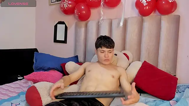 Roger And Ramona online show from 02-16-26, 12:31