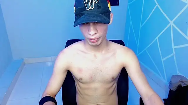 Axel fox77 online show from 07-30-26, 11:59