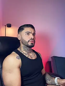 thiago ferrari  online show from 03-18-26, 02:48