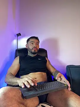 thiago ferrari  online show from 03-23-26, 01:17