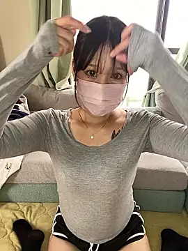 Snapshot of _sakusaku_panda chatting on 05-15-26, 12:30 sakusaku panda online show from 05-15-26, 12:30