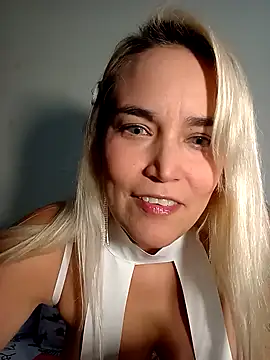 Allezzafox online show from 01-12-26, 11:09