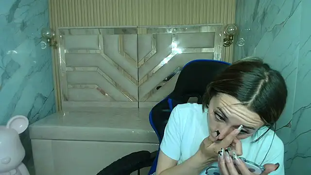 katalina r  online show from 03-06-26, 08:31