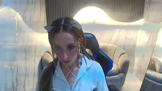 katalina r  online show from 02-07-26, 03:03